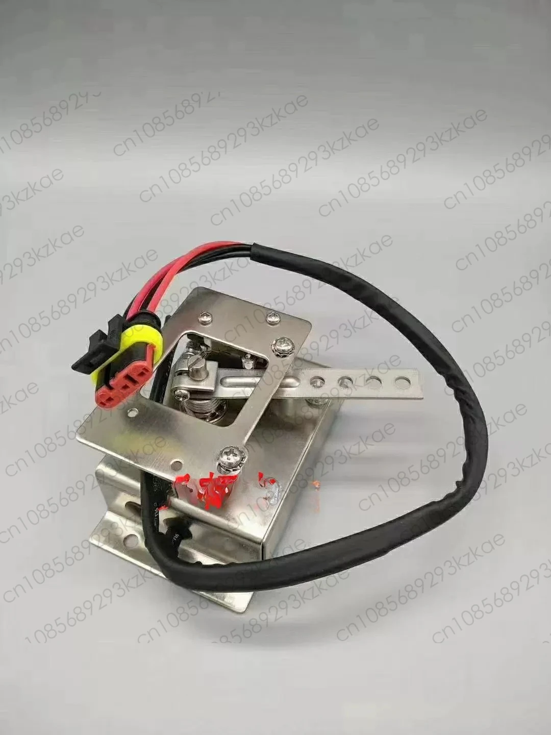 Throttle with controller accelerator PB-6. Resistive governor 0-5K