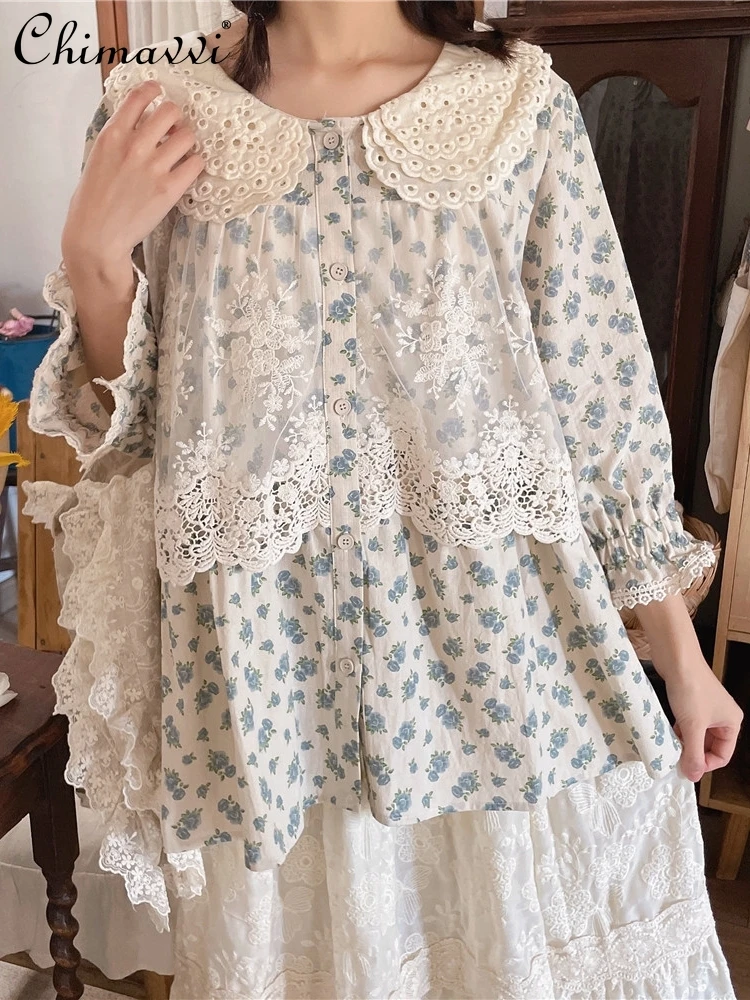 

Fashion Blue Floral Cotton Linen Doll Collar Shirt 2024 Summer New Lace Stitching Three-Quarter Sleeve Loose Blouse Women's Top