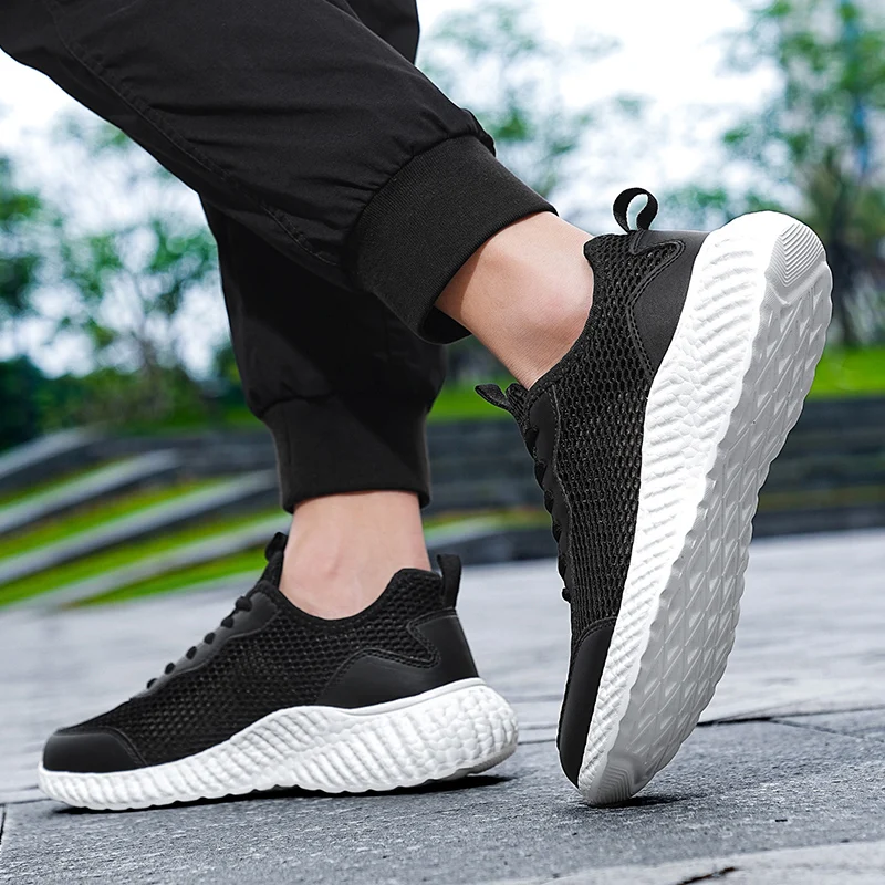 Black All-match Men Running Shoes Super Light Comfortable Tenis Masculino Quality Wear-resisting Male Sneakers Summer Breathable