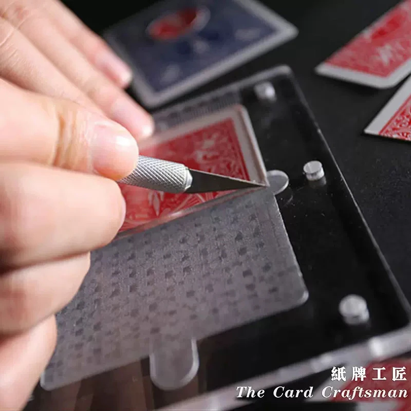 De Card Craftsman van Amor Magic Poker Cutter Handkaart maken Tool Poker Magia Accessoires Magische rekwisieten Professionele goochelaar