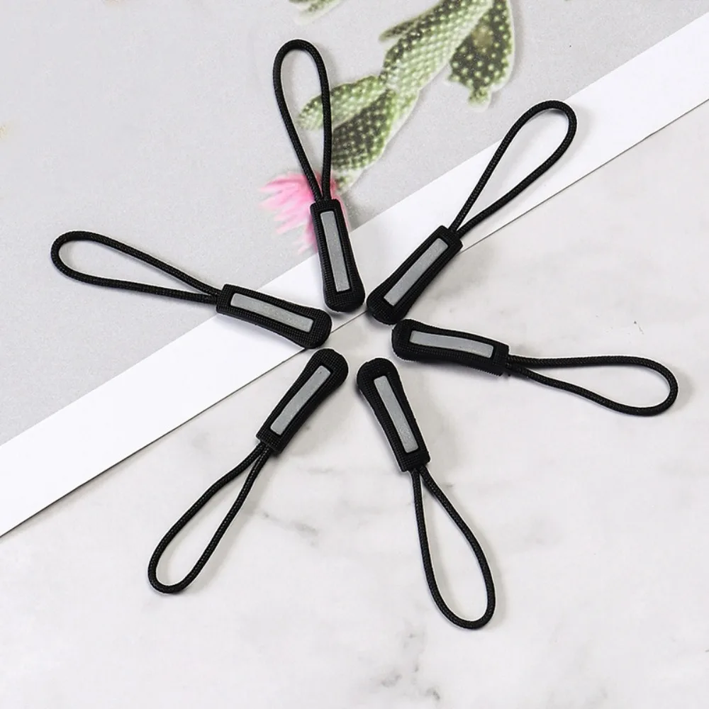 30Pcs Black Pull Tail Rope Reflective Plastic Pulling Rope Widely Used Durable Zipper Rope Clothing, Luggage, Shoes and Boots