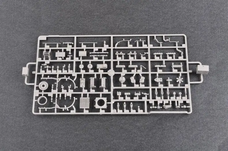 Trumpeter 1:35 01018 Camión de aceite ruso GAZ-66 - Nuevo kit de modelo de plástico para montar