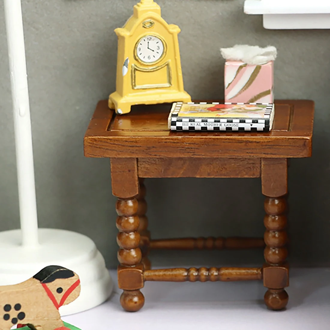 Tabouret en bois l'inventaire pour maison de poupées, accessoires de meubles, classique européen, 1:12