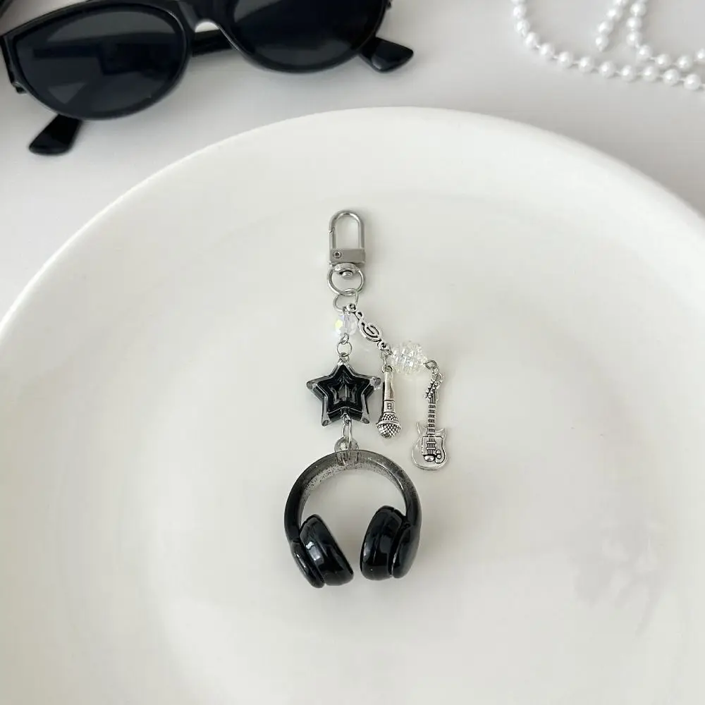 Glitter Earphone-shaped Keychain Phone Chain Hanging Ornament Y2K Guita Pendant Cute Star Phone Straps Microphone Pendant