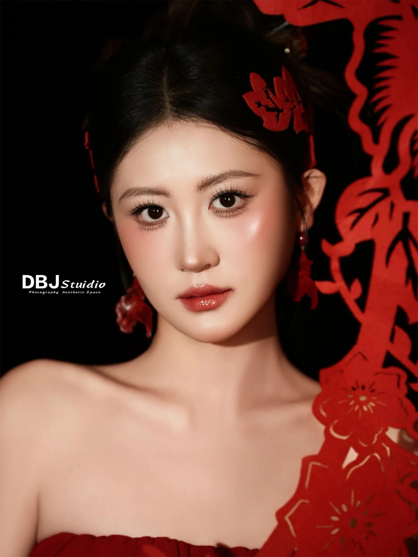 

Red Paper Cutting Portrait Dr Traditional Chinese New Year Photoaphy High-End Sensation Eth Faion Women's Clothing