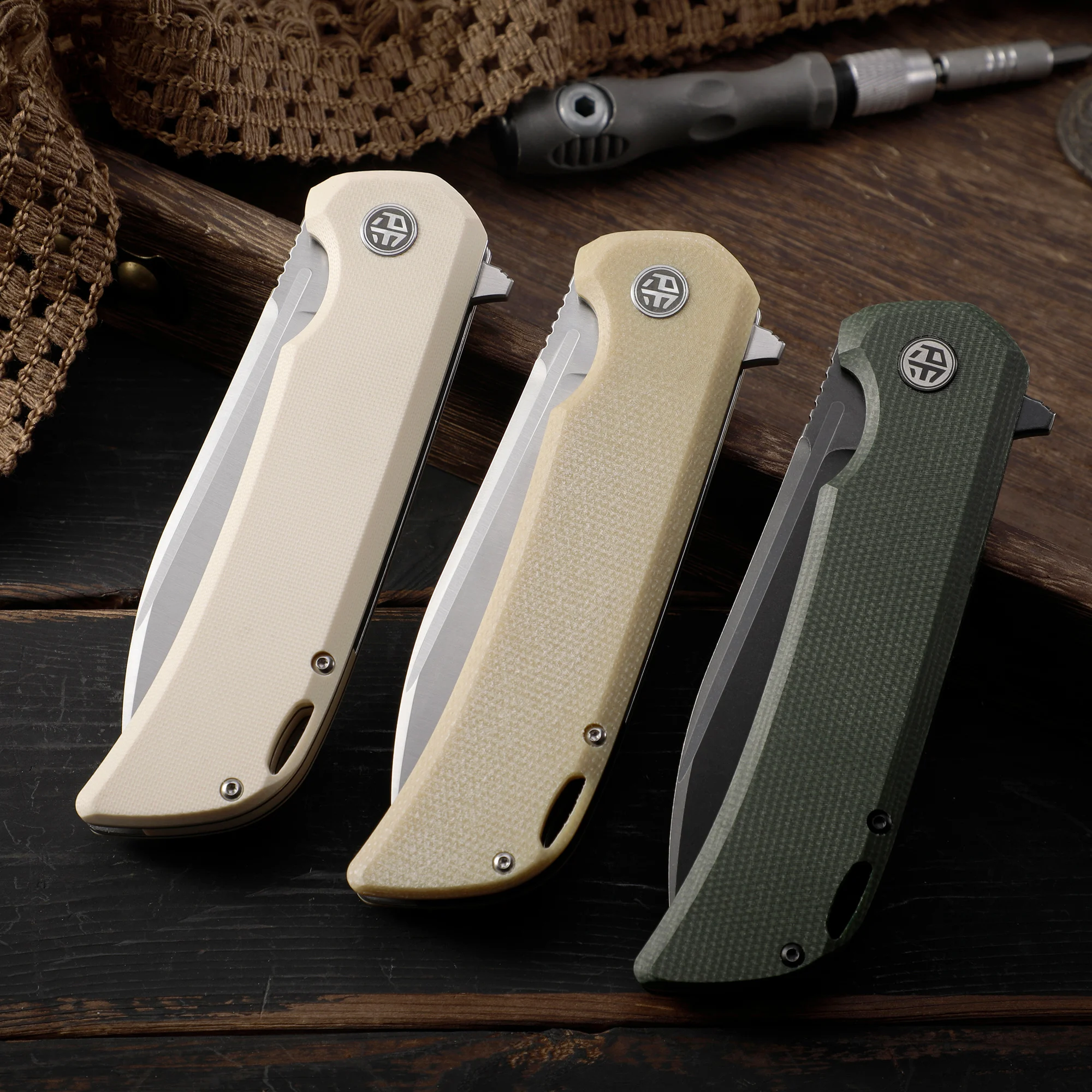 Petrified Fish PFB05 Folding Pocket Knives Ceramic Bearing Knife G10 Handle 14C28N Blade Outdoor Camping Fishing Hand Tools EDC