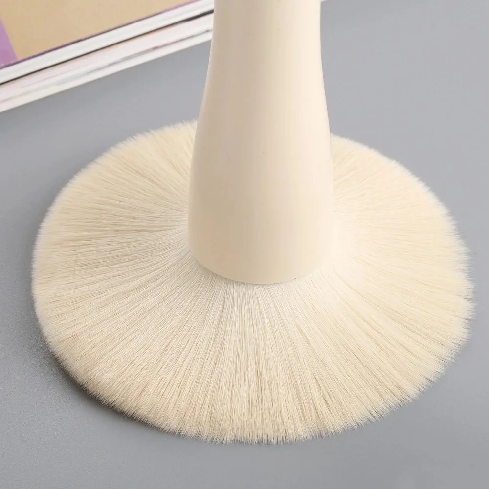 Large Powder Brush Professional Soft Fluffy Bristles Gentle For All Skin Types Ideal For Setting Powder Daily Makeup Brush Tool