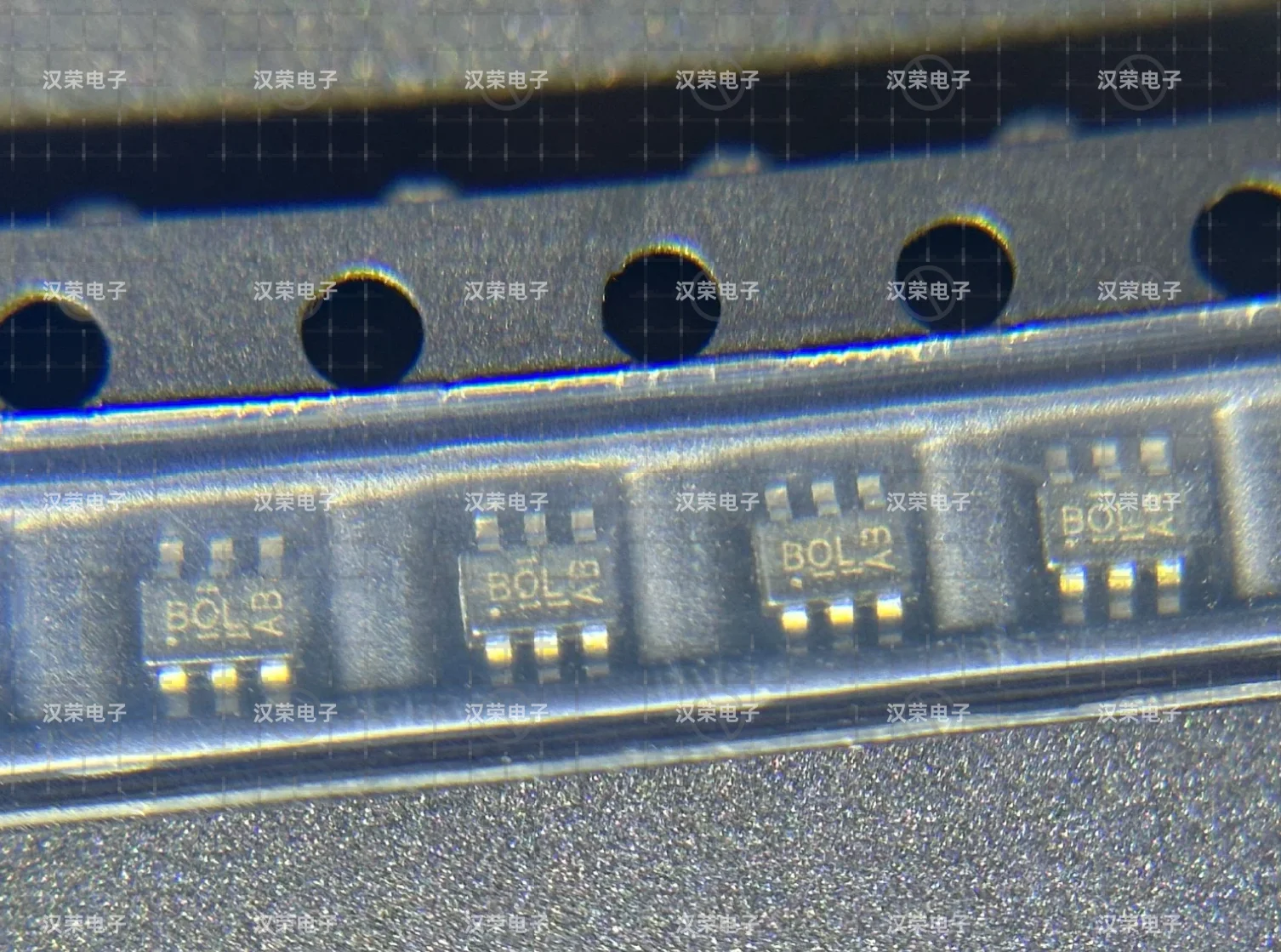 SI1405BDH-T1-E3 SI1…