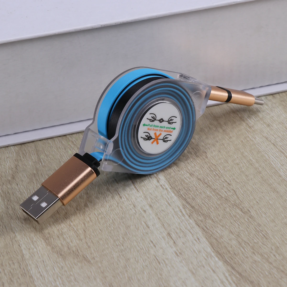 

Retractable USB Charging Cable Type C Micro USB Data Sync Cord Portable Storage Compatible Phones Tablets Computer Accessories