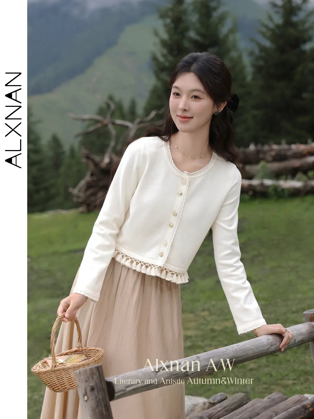 

ALXNAN Women's Casual Cardigans 2024 Autumn Winter New Apricot Soft Round Collar Long Sleeve Tassel Hem Female Knitwear L39331