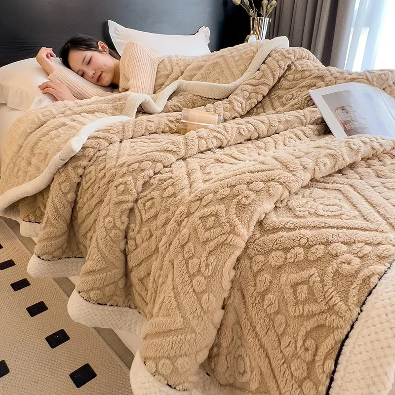 

Carved plush blankets quilt thickened Blanket sofa nap air conditioner blanket office single blankets