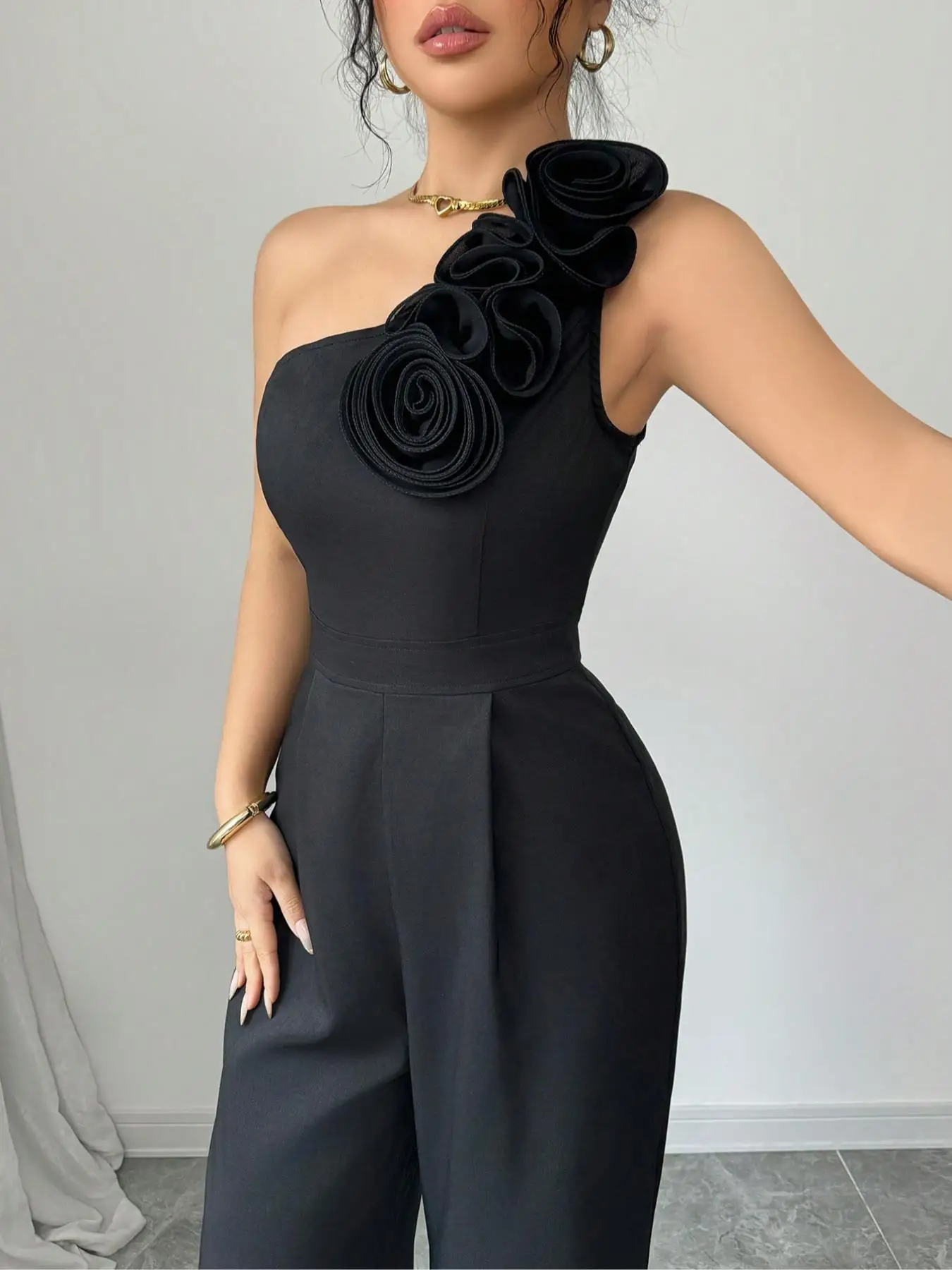 

Elegant Women's Bodycon Jumpsuit, Sleeveless Backless Design, High Waist Ruched Detailing, Perfect for Parties & Events