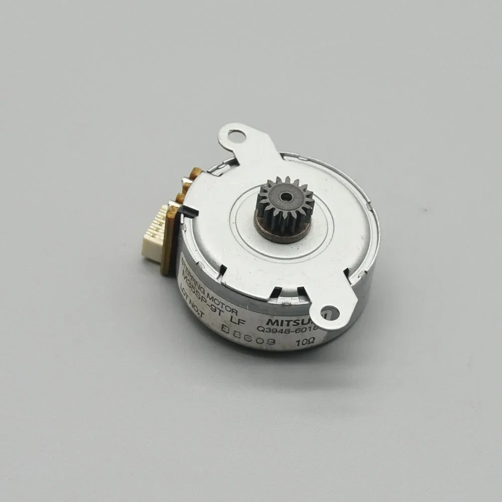 

1pcs. Scanner Stepping Motor for HP CLJ2820 3390 3392 M2727 CM2320 Q3066-60222