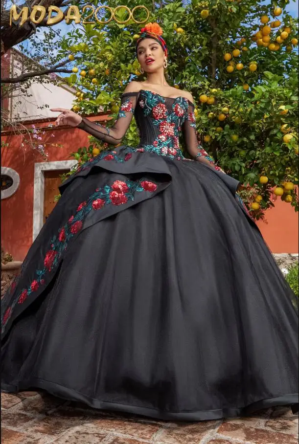 Black Puffy Skirt Princess Quinceanera Dresses with Illusion Long Sleeve Gillter Applique Prom vestido de 15 quinceañeras negro