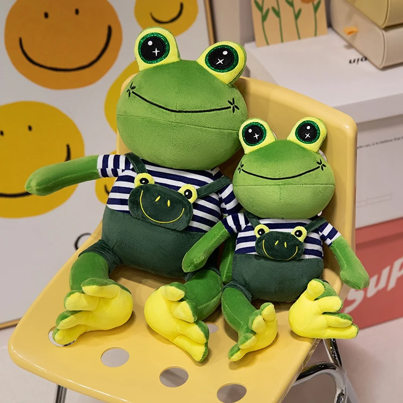 Big eyed frog plush toy with creative design, cute and soft, can be used as a gift