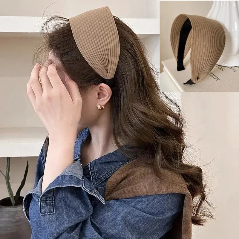 Breitzahniges Haarband im Retro-Look, hochwertiges minimalistisches Haarband, vielseitiges Haaraccessoire, Haarspange im Hongkong-Stil