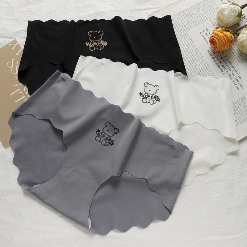 Женские милые трусики с мультяшным принтом, простые бесшовные трусы со средней талией, удобное дышащее нижнее белье, новые тонкие трусы