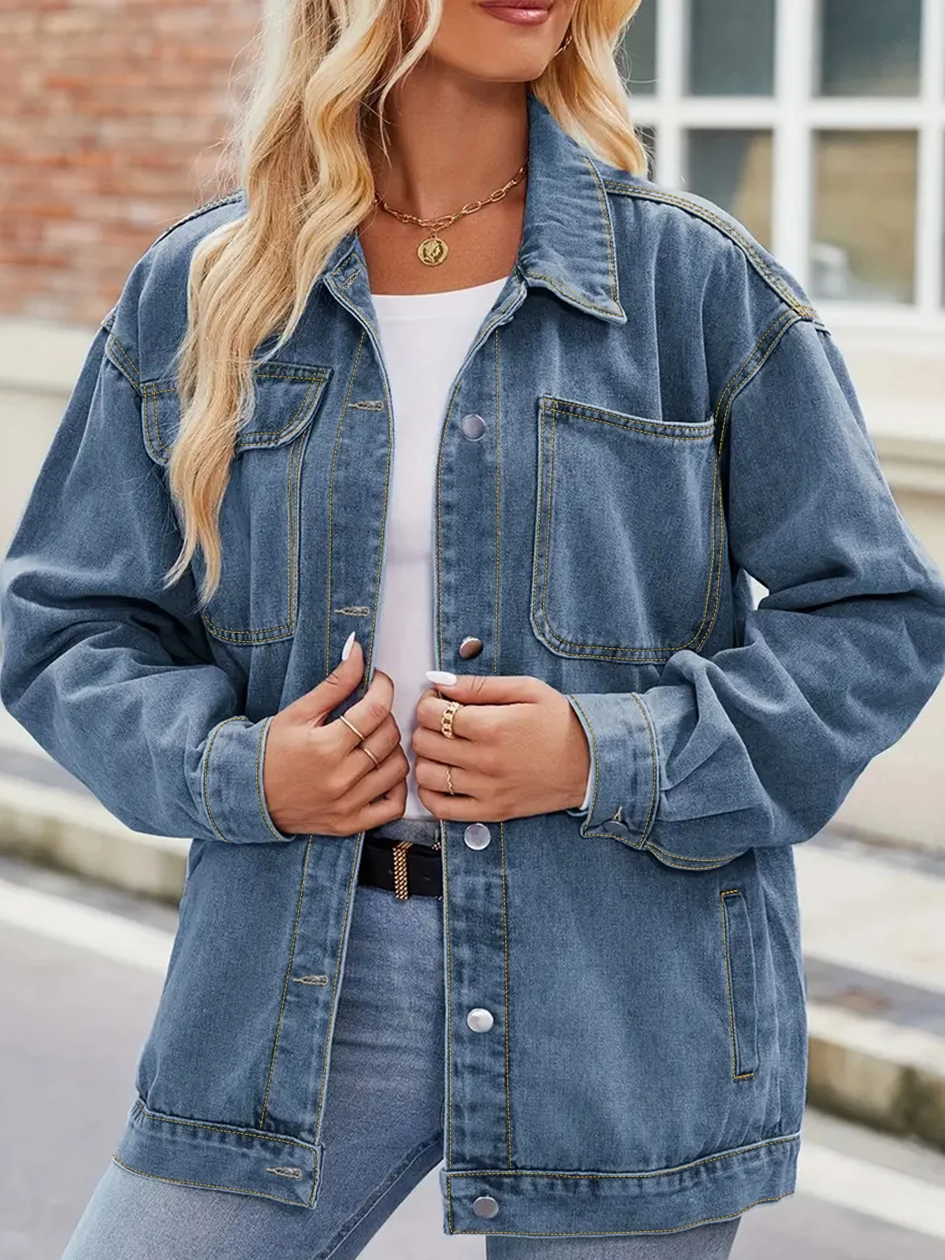 سترة نسائية فضفاضة من قماش الدنيم مقاس كبير بتصميم أزرار بسيطة مغسولة مقاس كبير سترة نسائية من قماش الدنيم ملابس خارجية غير رسمية #4