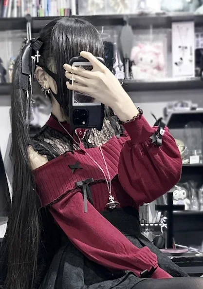 

Japanese Mine Mass-Produced Sweet Bow Off Shoulder Long Sleeve Sweater Cute Lace Heart Rhinestone Pullover Spring Rojita Sweater