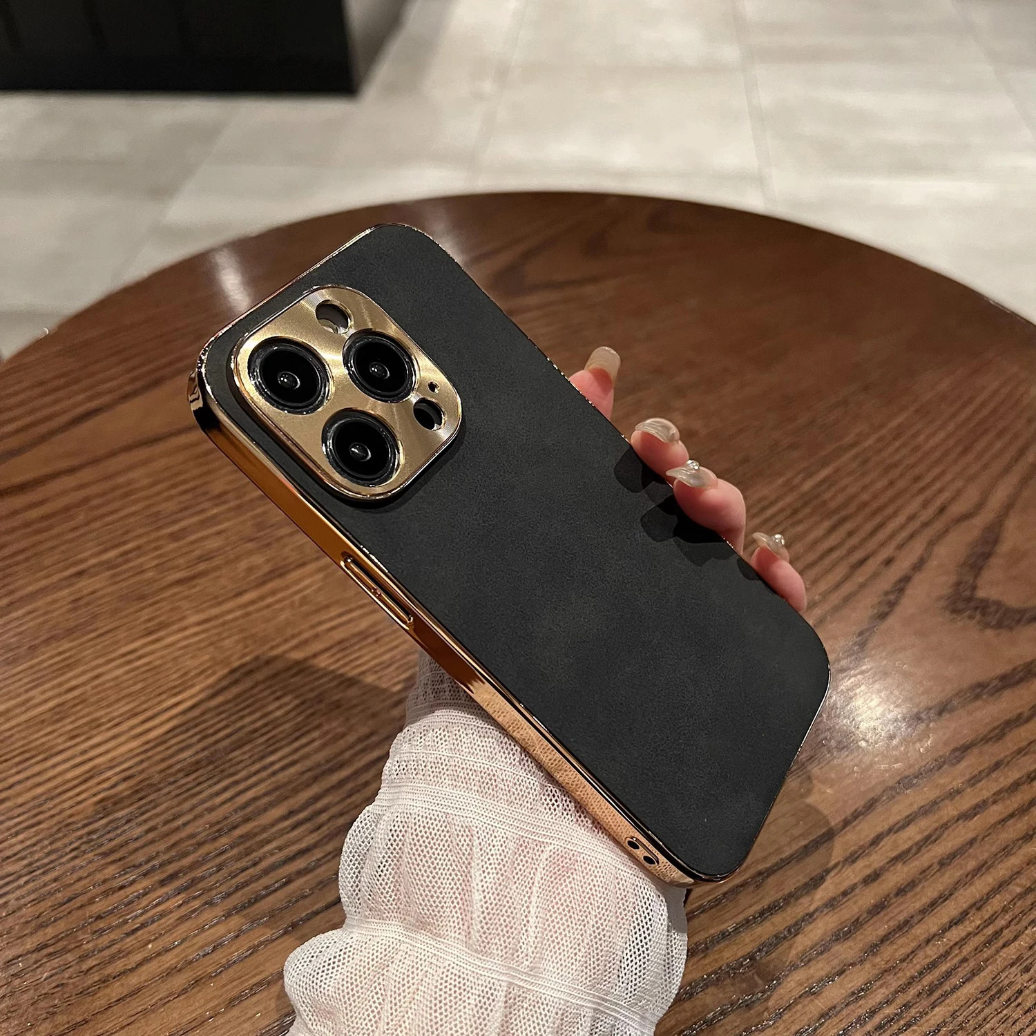 Schaffell-Handyhülle für iPhone 11, 13, 12, 14, 15, 16, 17, Pro Max, Luftbeschichtung, Stoßstange, Drehung, Pelz, Lammleder, Metalllinse, Handyhülle – Detail 15