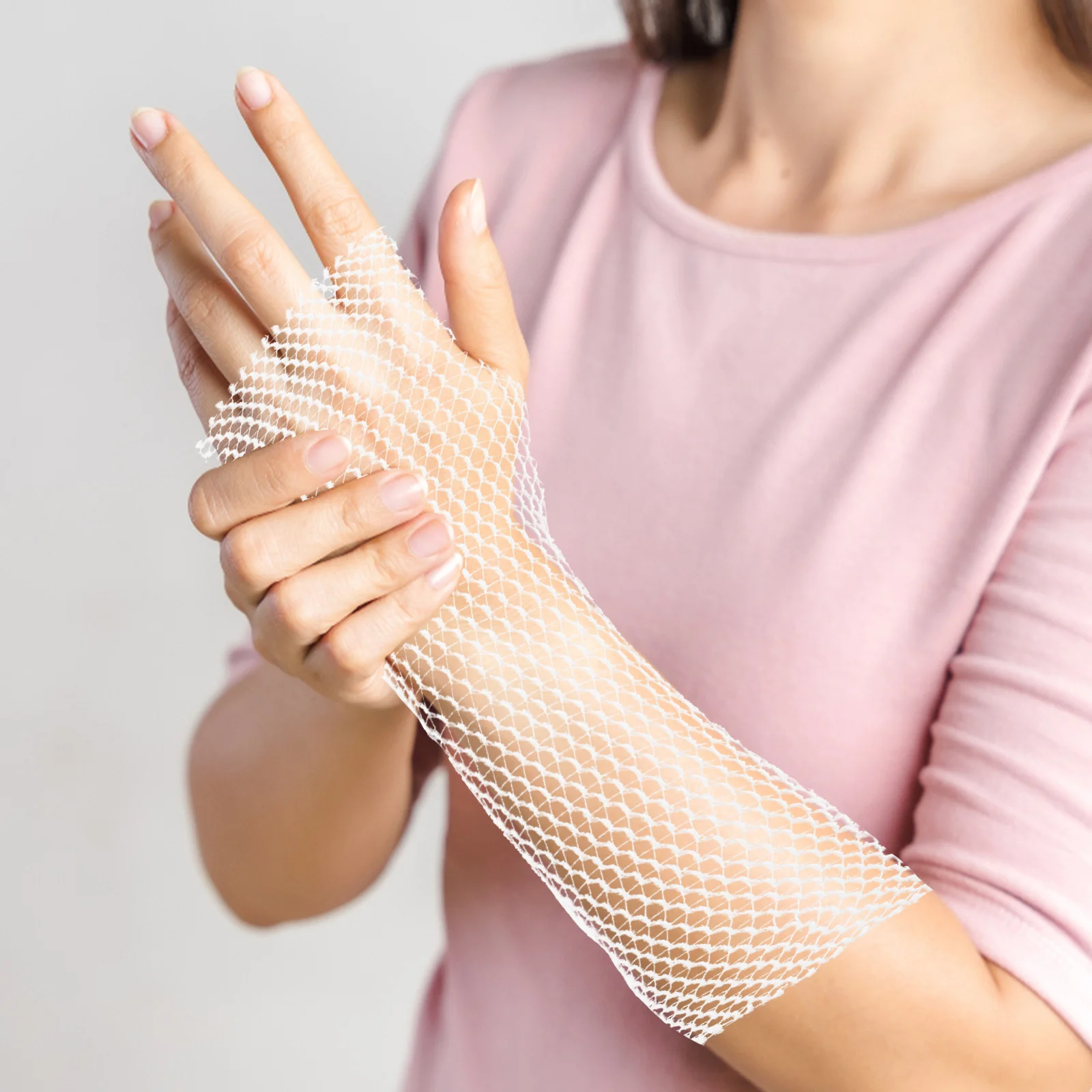 

1 Roll Elastic Sports Tape Bandage For First Aid Sprain Fixing Athletic Protection Breathable Mesh Polyester Rehab Training Tool