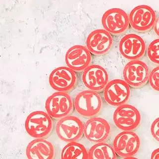 

90pcs Wooden Bingo Lotto Number Plates Set Top-Quality Gaming Accessories for Exciting Recreational Fun Ideal Gift for Friends