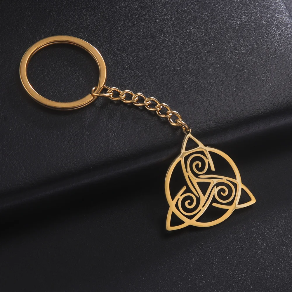 EUEAVAN Vintage Celtic Knot Pendant Keychain Stainless Steel Triskele Triskelion Symbol Keyring Women Good Luck Amulet Jewelry