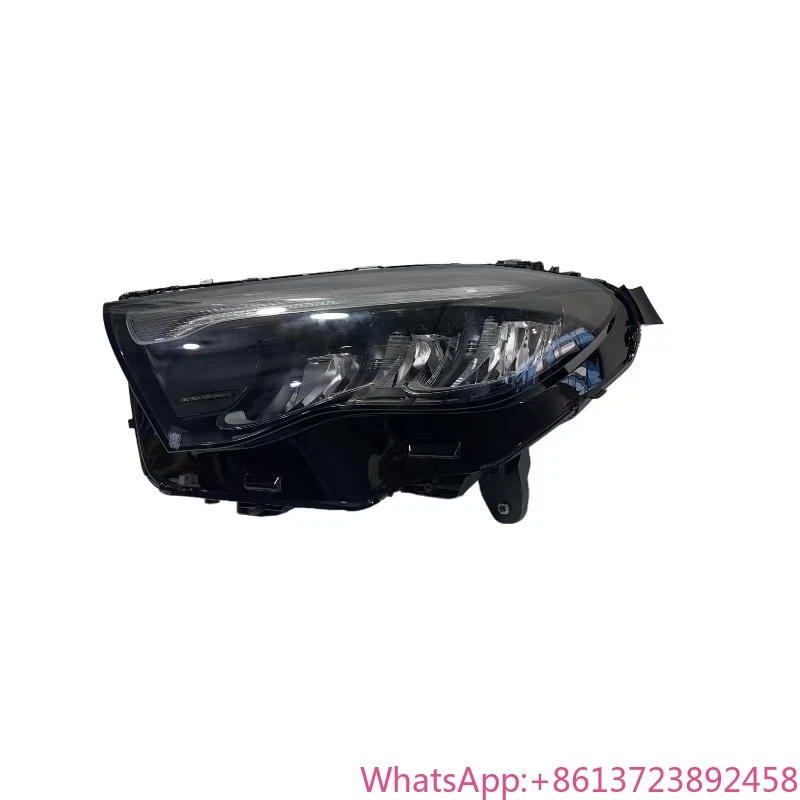 

Highly-Equipped 12V LED E260L W214 Headlights for E-Class 6000K Color Temperature 4000 Lm 40W Remanufactured