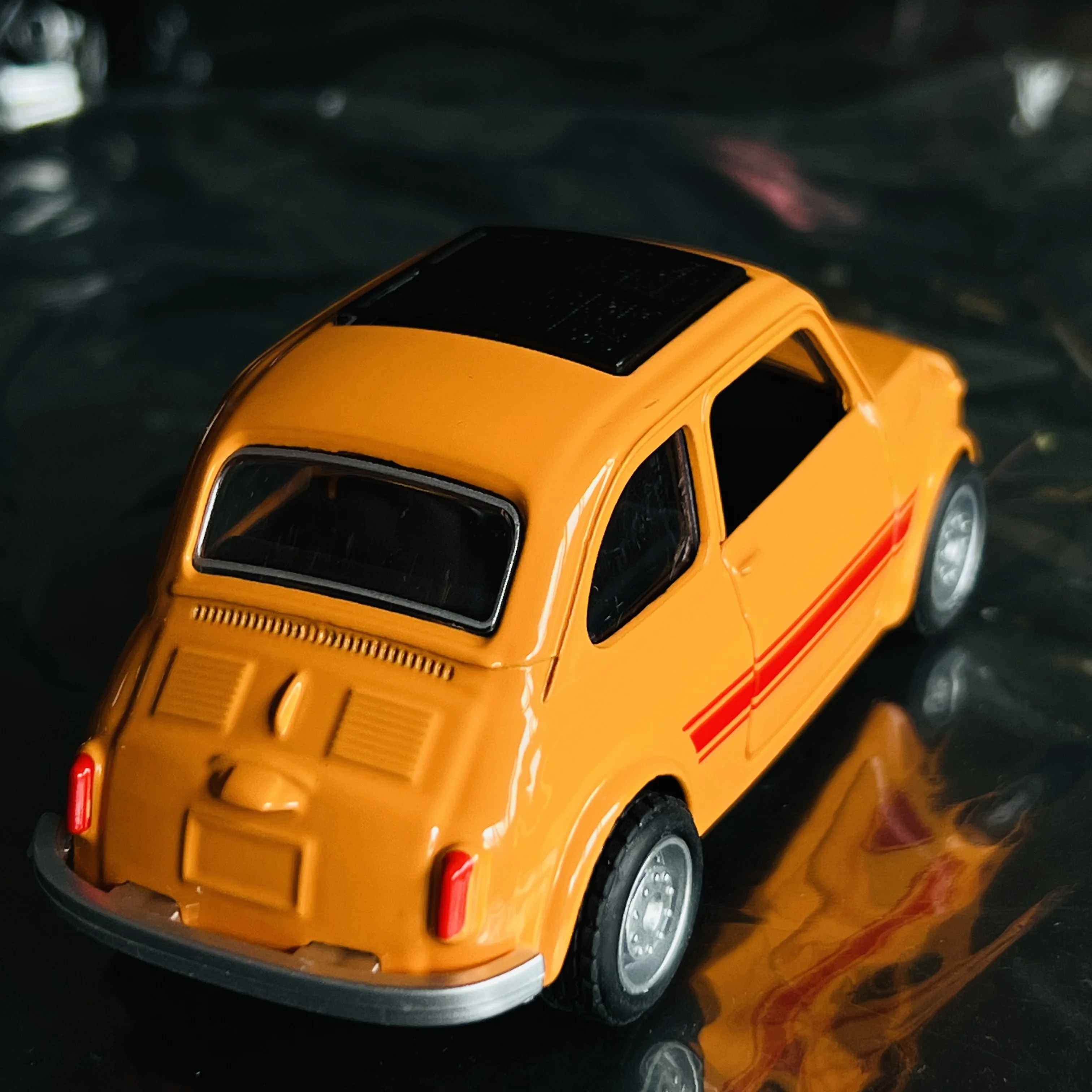 Alloy car model sports car  Simulated retro alloy mini model cute cake ornaments for children