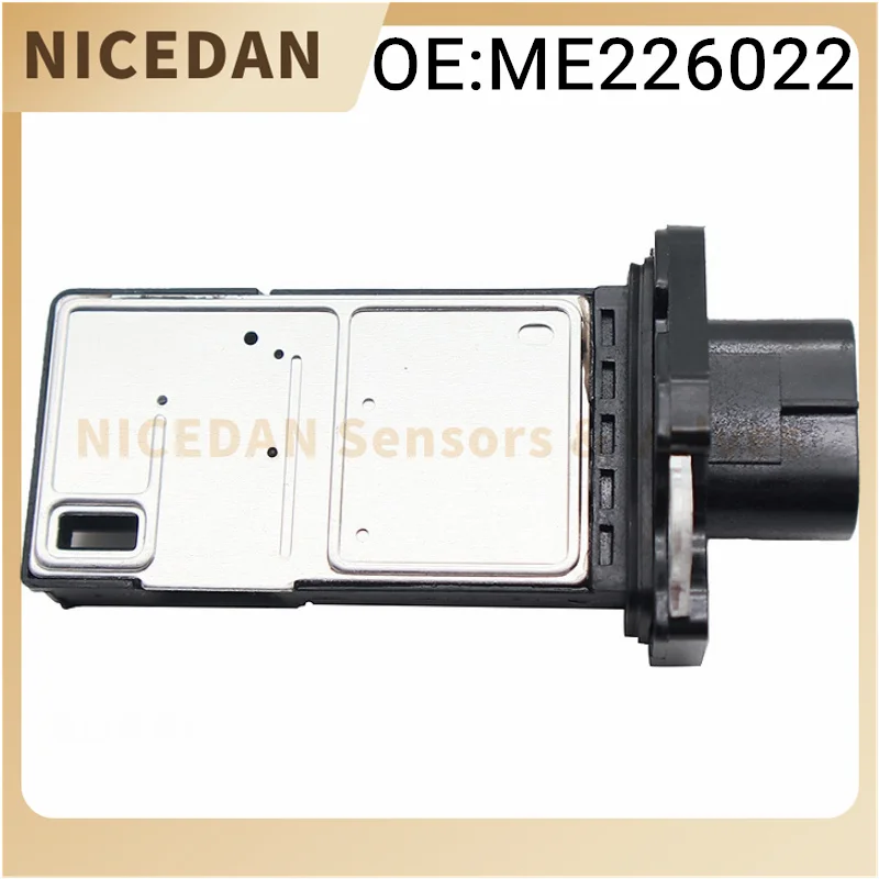 

ME226022 Датчик массового расхода воздуха MAF для Mitsubishi Canter Fuso New FE84D FE85D FE83B FE84B FE85B FB83B FE71B FE73B FE74B