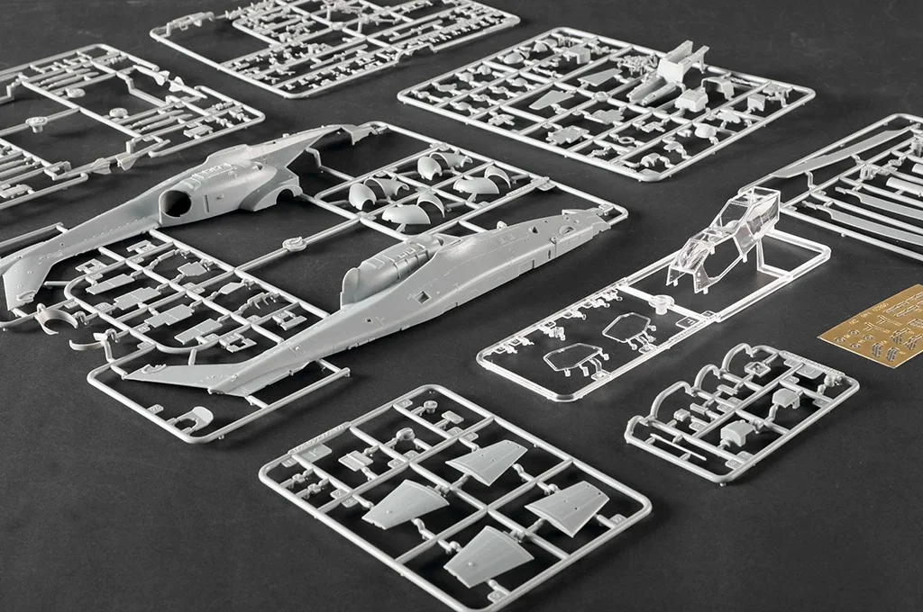 Trumpeter 05849 1/48 Scale Chinese Z10 Z10G Z-10G Attack Helicopter Aircraft Plastic Assembly Model Building Kit