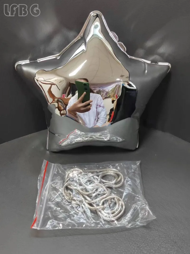 

2024 Wholesale Elegant Fashion Snakechain Silver/Gold/Red Acrylic Star Shaped Purse Mini Crossbody Bags With Purple Lining