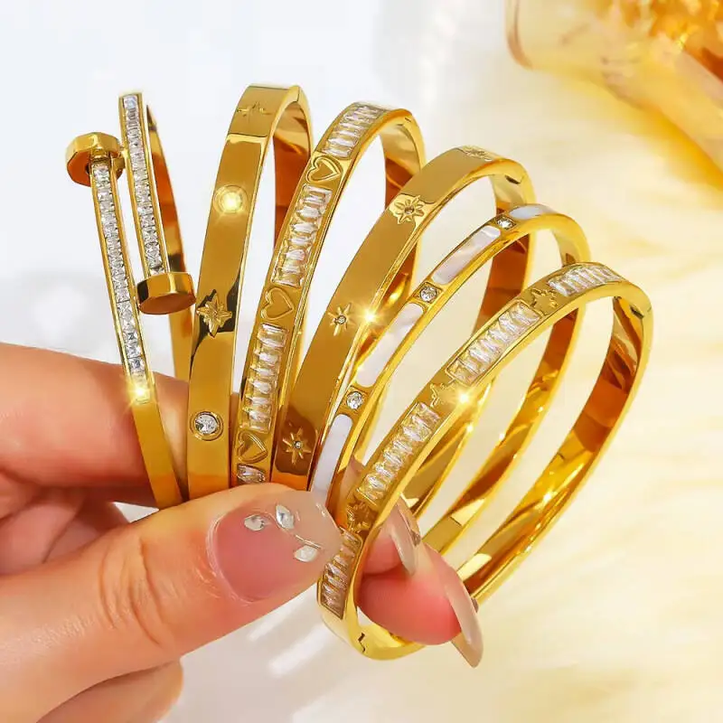 Stainless Steel Gold Plated Bracelet Women Clover Nail Starry Rhinestone Bangle Waterproof Non Fading Fashion Jewelry