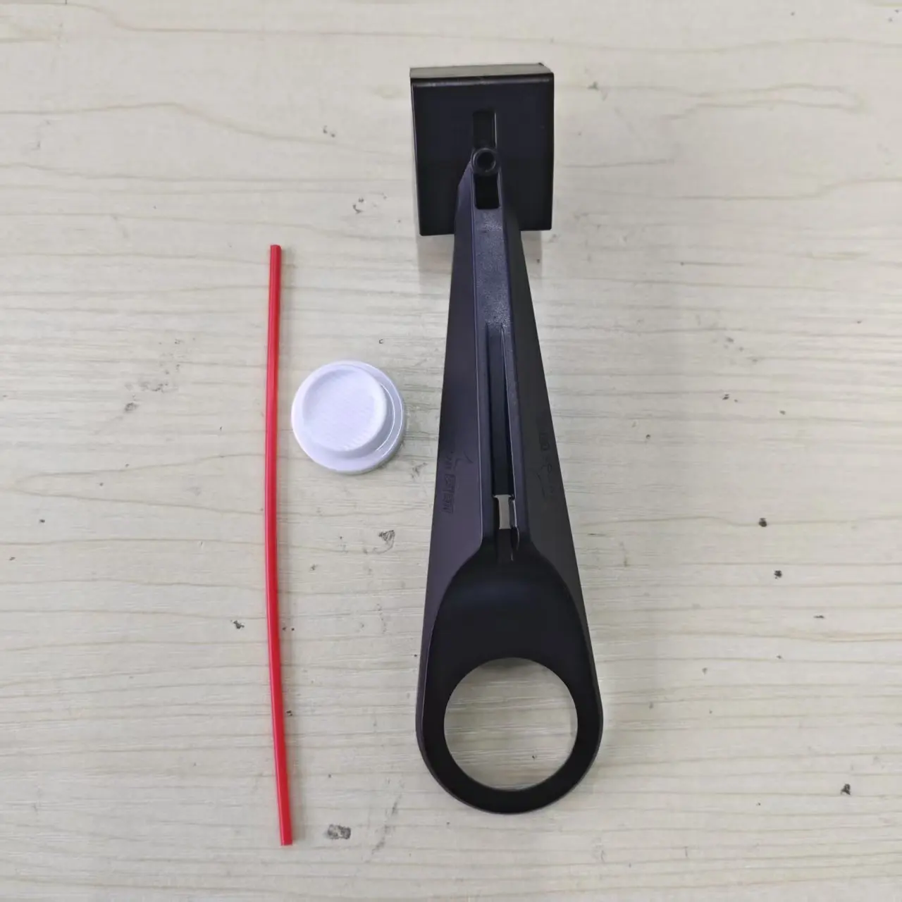 Motorcycle Chain Oiler Spray Gear Motorbike Chain Oil Applicator for Motorcycle Mess-Free Chain Wax Chain Cleaner Attachment