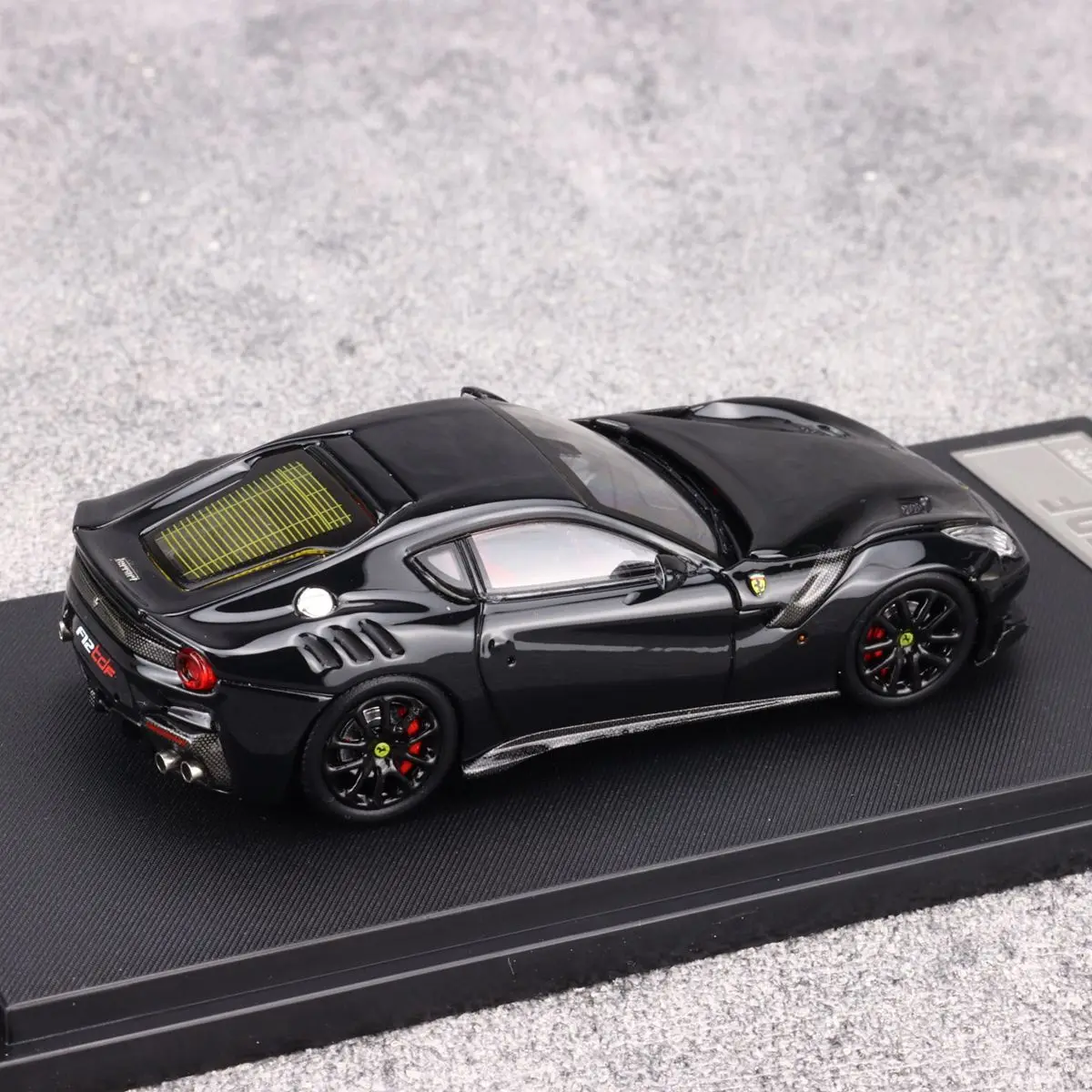 Diecast 1/64 Scale Model Car Ferrari F12 TDF Alloy Car Model Ferrari Play Vehicles Toys for Boys Original Box