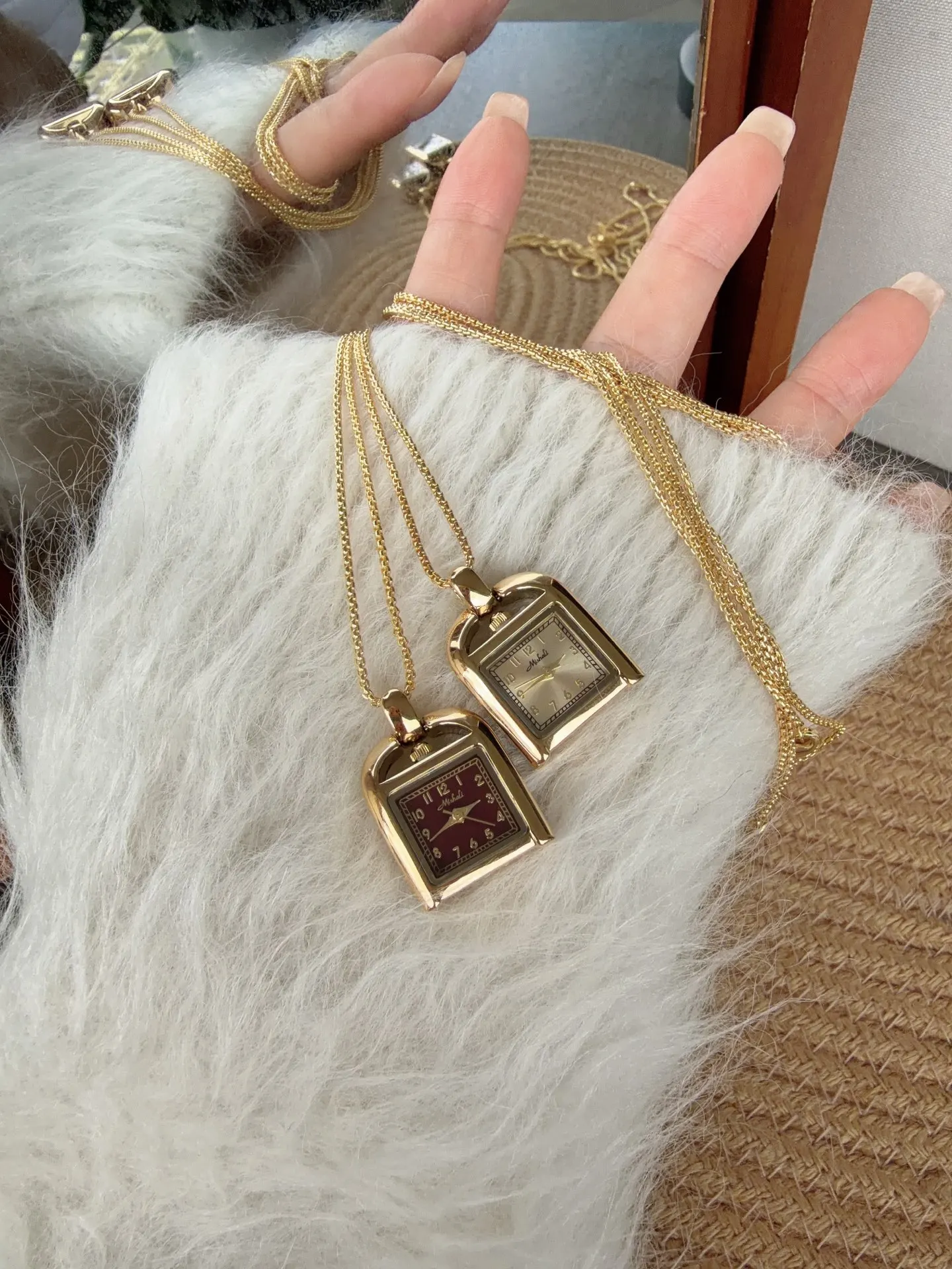 sweater-chain-quartz-pocket-watch-for-women-functional-time-retro-hour-necklace-orologio-mujer-reloj-female-ladies-pendant-clock