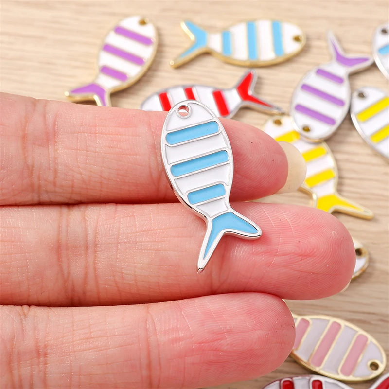 5 Stück 12x26mm Niedliche Bunte Emaille-Fisch-Anhänger für die Herstellung von Ohrhängern, Halsketten, Armbändern, DIY-Handwerk und Schmuckzubehör – Detail 3