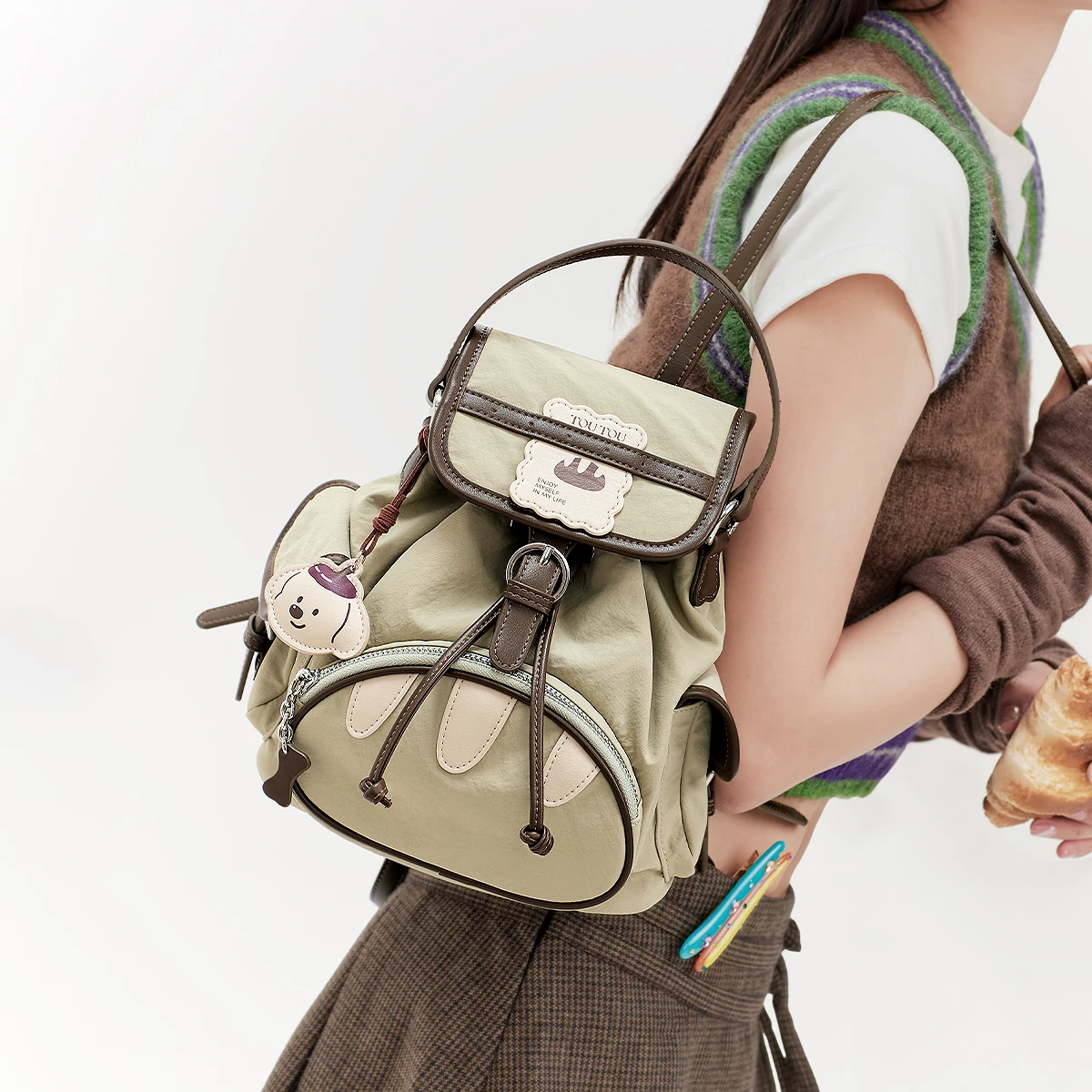 TOUTOU Nylon Backpack for Girl Outdoor Travel Lightweight Small Backpack Original Designer Brand Commuter High Beauty Backpack