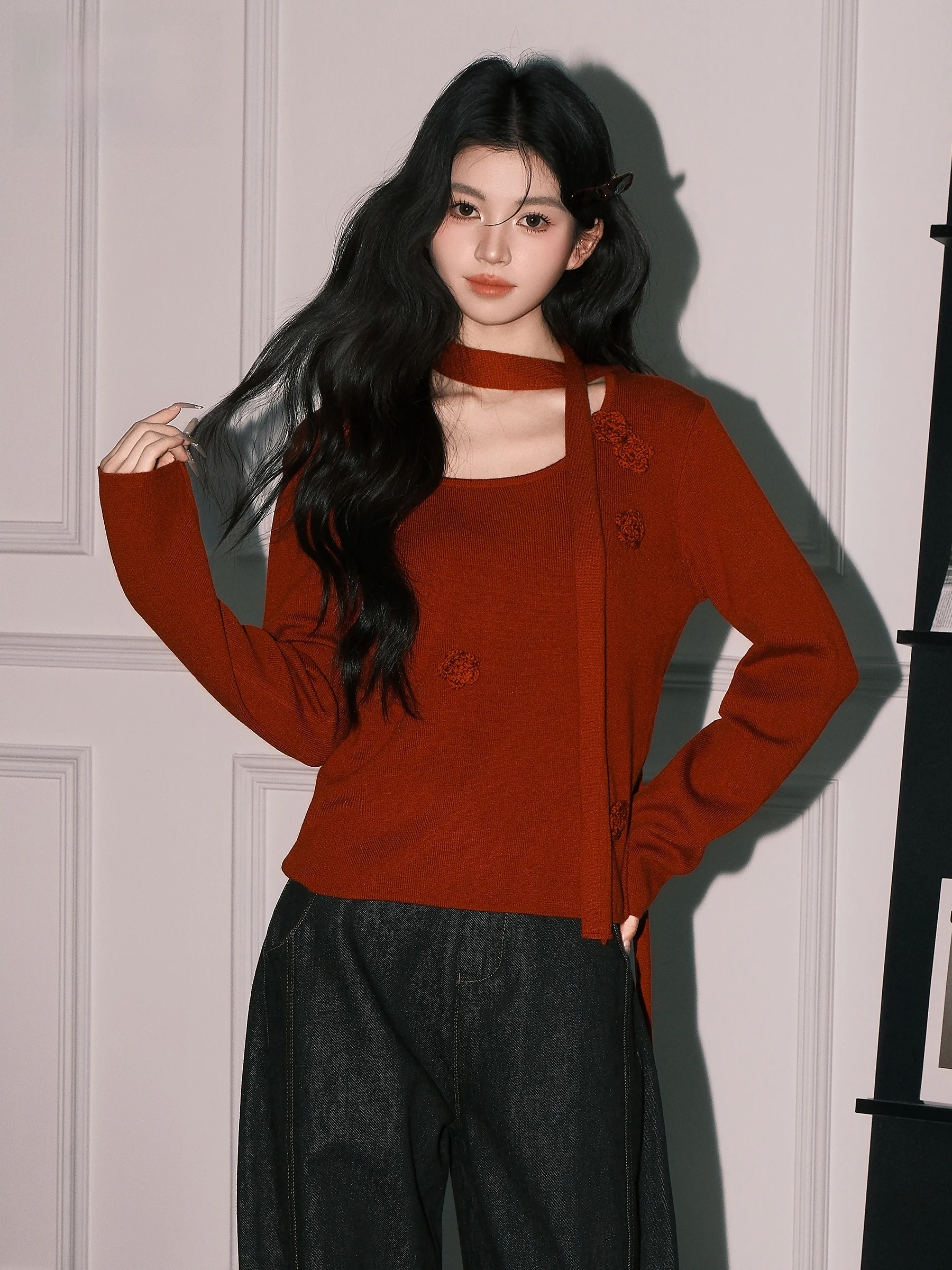 

Korean Style Long Sleeve Knitted Sweater Women's Slim Fit Beautiful Neck Hanging Sash Floral 3D Early Autumn New Arrival