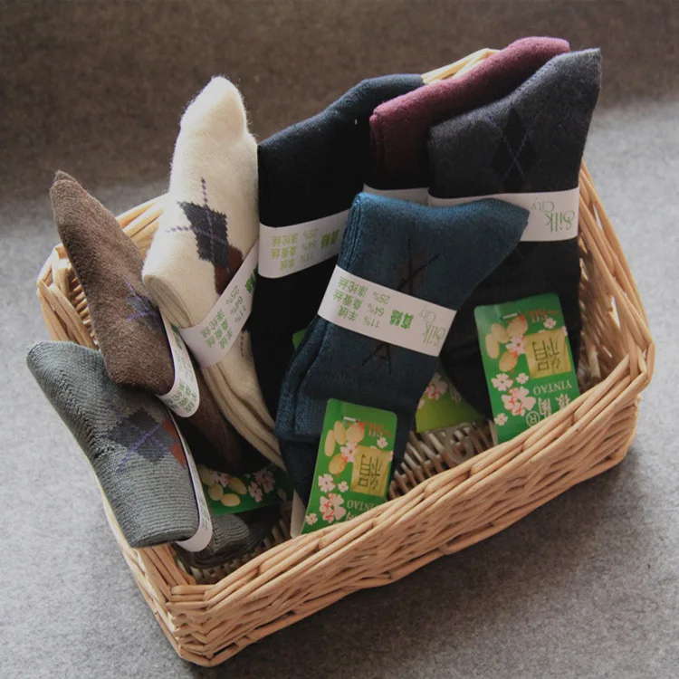 Birdtree-Homens Espessamento Meias Comprimento Médio, Quente, Absorvente de Suor, Confortável, Comprimento Médio, 2Pcs, Outono, Inverno, P3N852QC