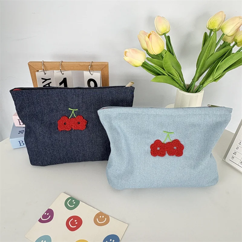 2025 جديد حقيبة مستحضرات تجميل الكرز الصغيرة السفر المحمولة سعة كبيرة منظم تخزين مستحضرات التجميل Ins العناية بالبشرة غسل #3