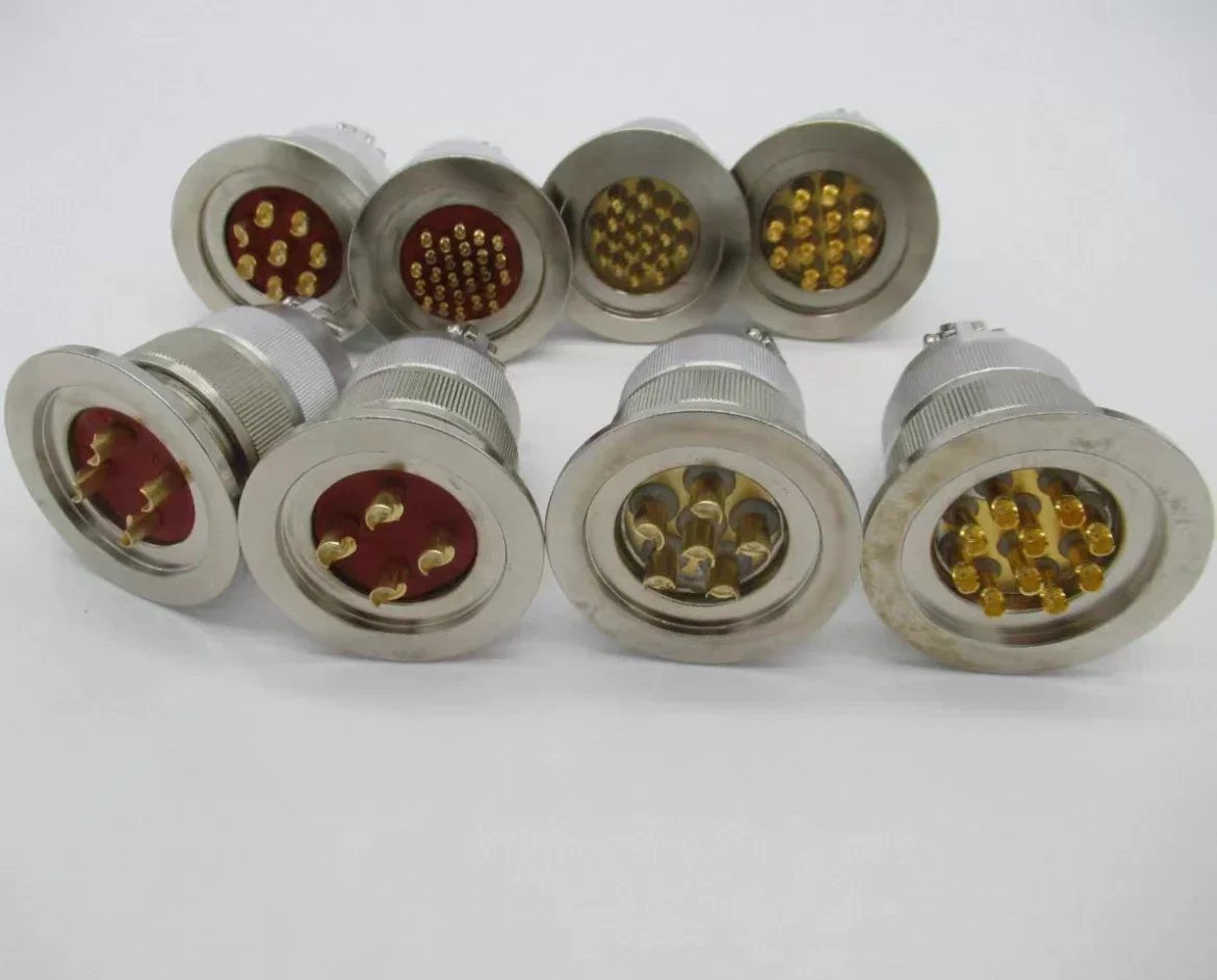 KF25, KF40 gas sealed vacuum connector glass sintered aviation plug flange quick installation.