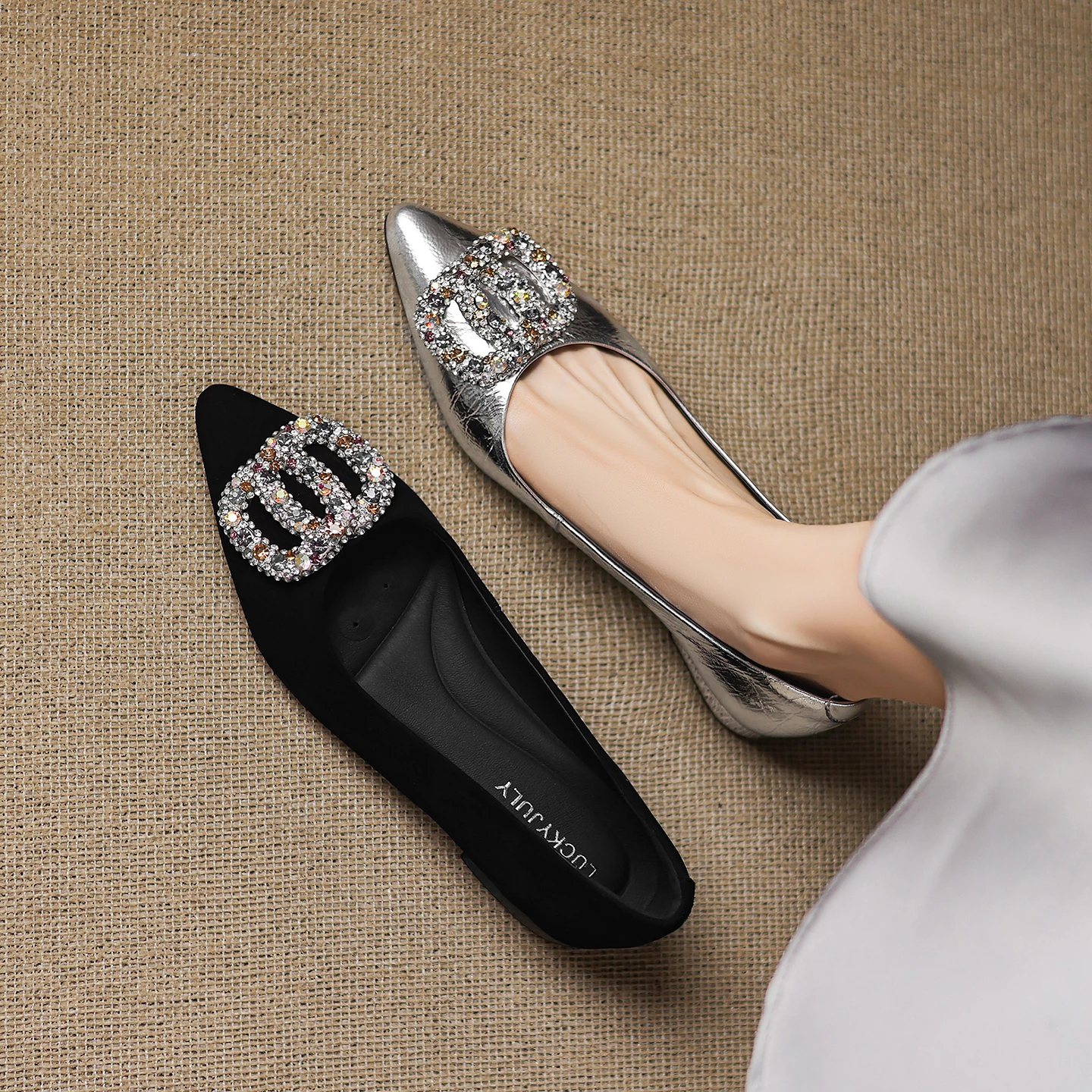 

Genuine Leather,Crystal Buckle Slip-on Silver Women pumps,Pointed Toe High Heel, Low heel Sandals,Casual Elegant Pumps