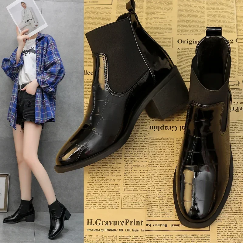 Chelsea Boots Women\'s Autumn/Winter British Lacquer Leather Mid Heel Boots Round Toe High Heels Shiny Leather Women\'s Boots