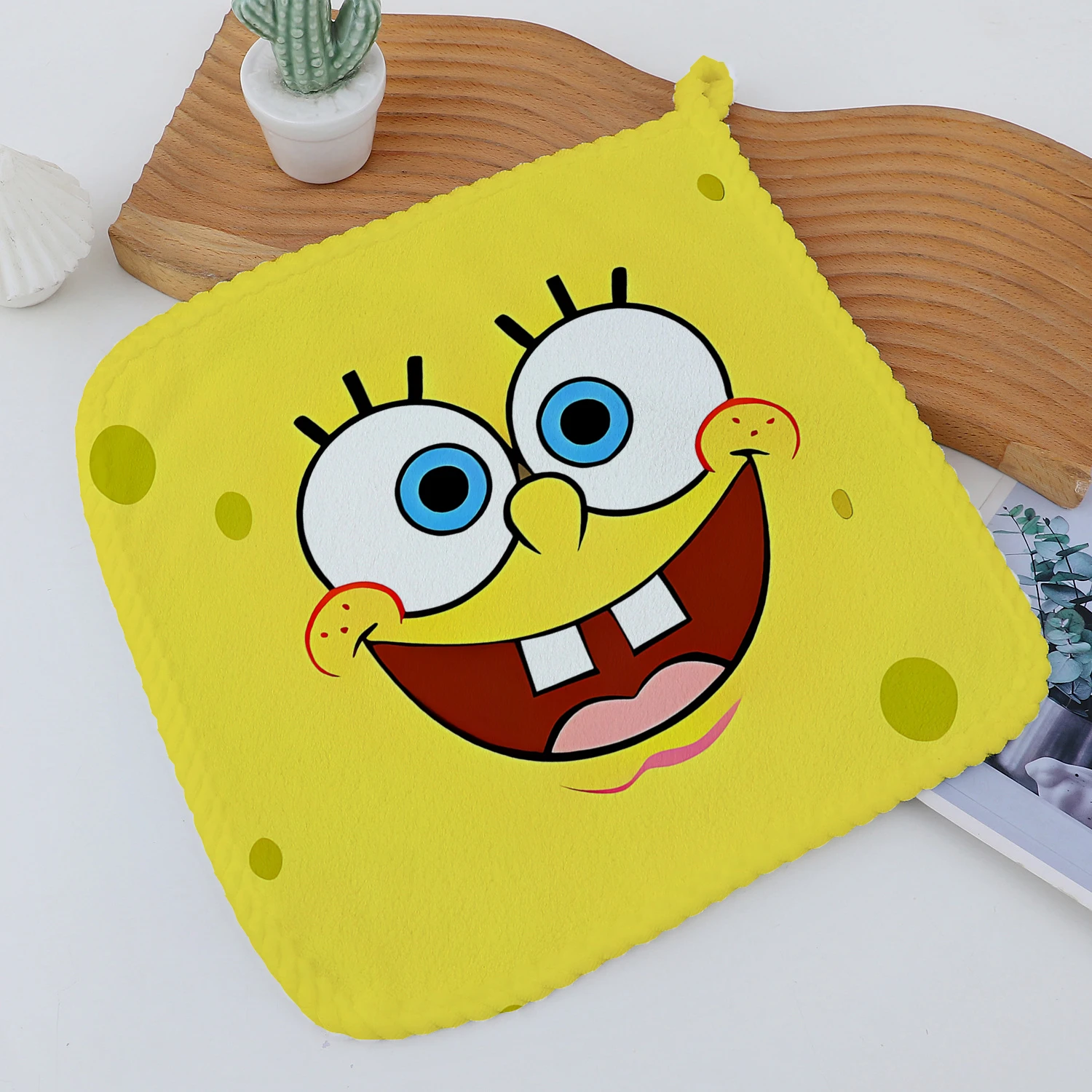 New SpongeBob SquarePants Hand - مراجعة Home Bathroom Supplies وسعره