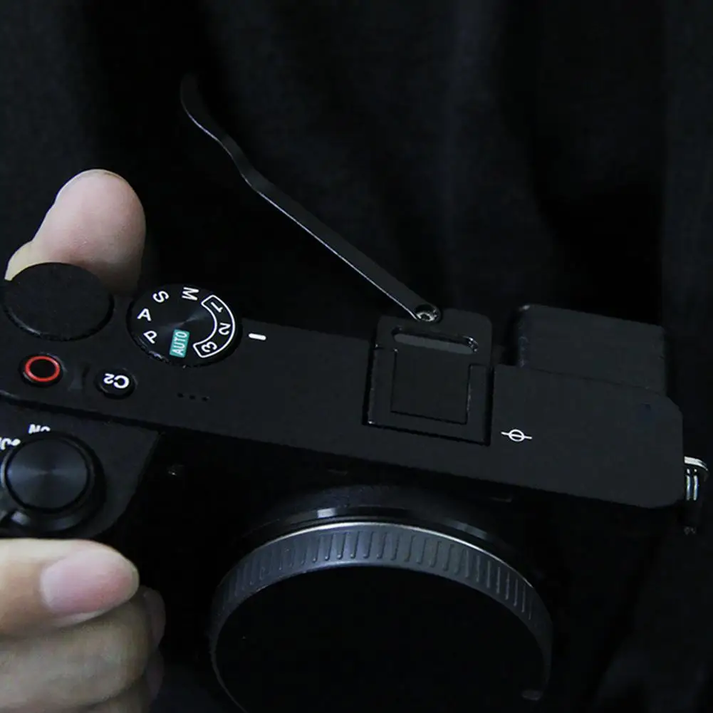 A6700 Foldable Metal Hot Shoe Protect Thumb Up Hand Grip Cover For Sony 6700 ILCE-6700 A6700 Camera Accessories 