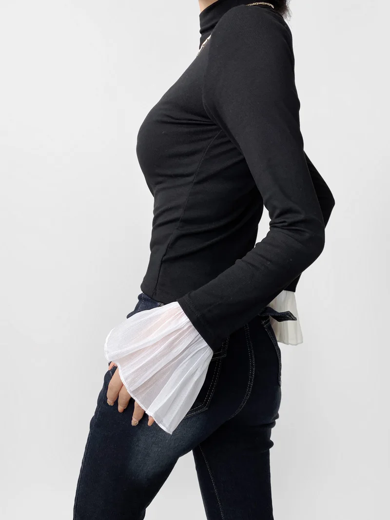 Women Contrast Chiffon Trumpet Sleeved Turtleneck Top