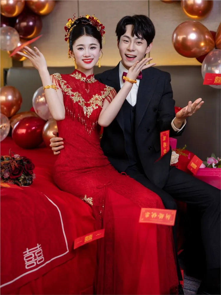 

Bride's toasting dress engagement cheongsam new Chinese-style wedding with a sense of style red for the