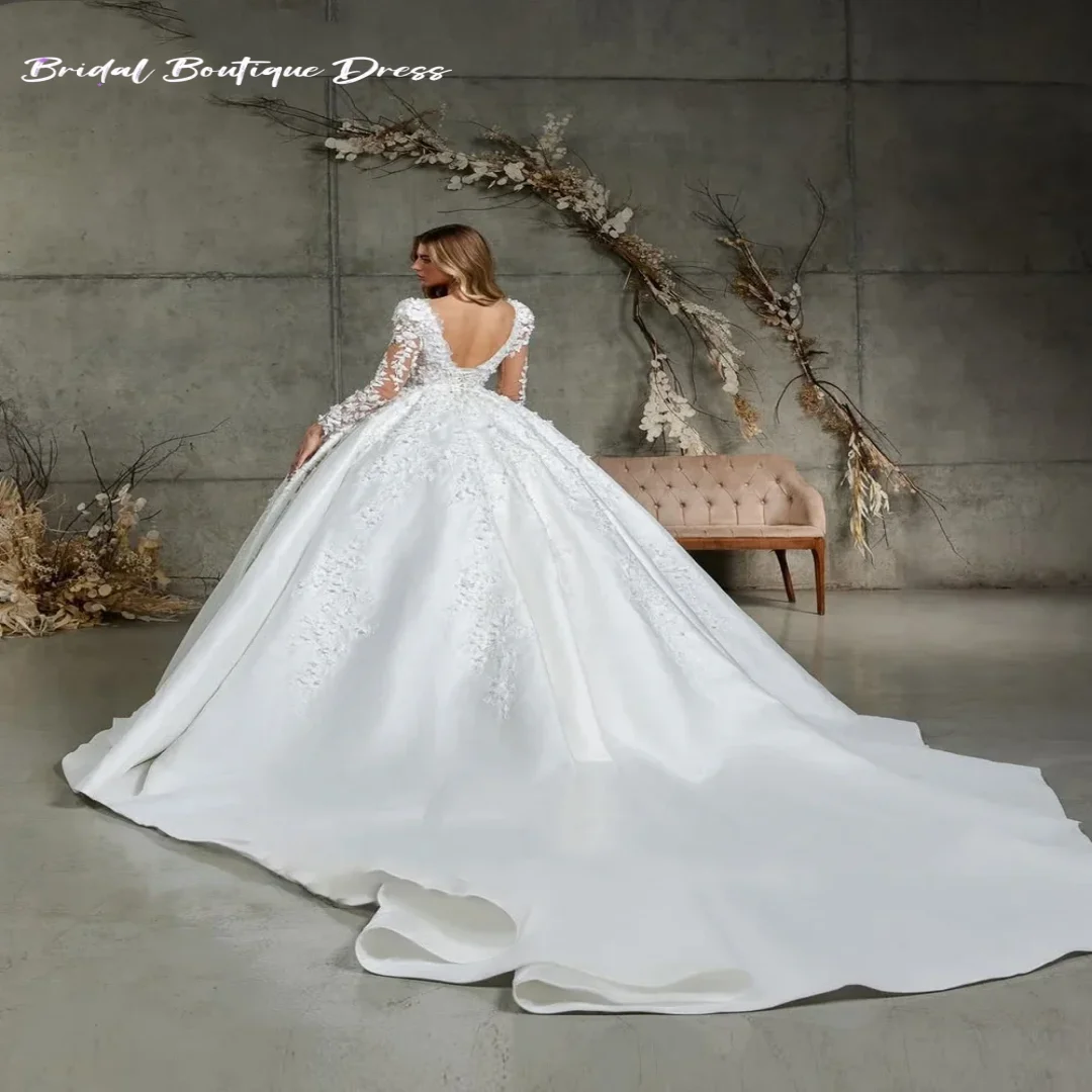 فساتين زفاف رائعة من الساتان الرومانسي مخصصة بأكمام طويلة مطرز باللؤلؤ مزينة بالدانتيل لحفلات الزفاف