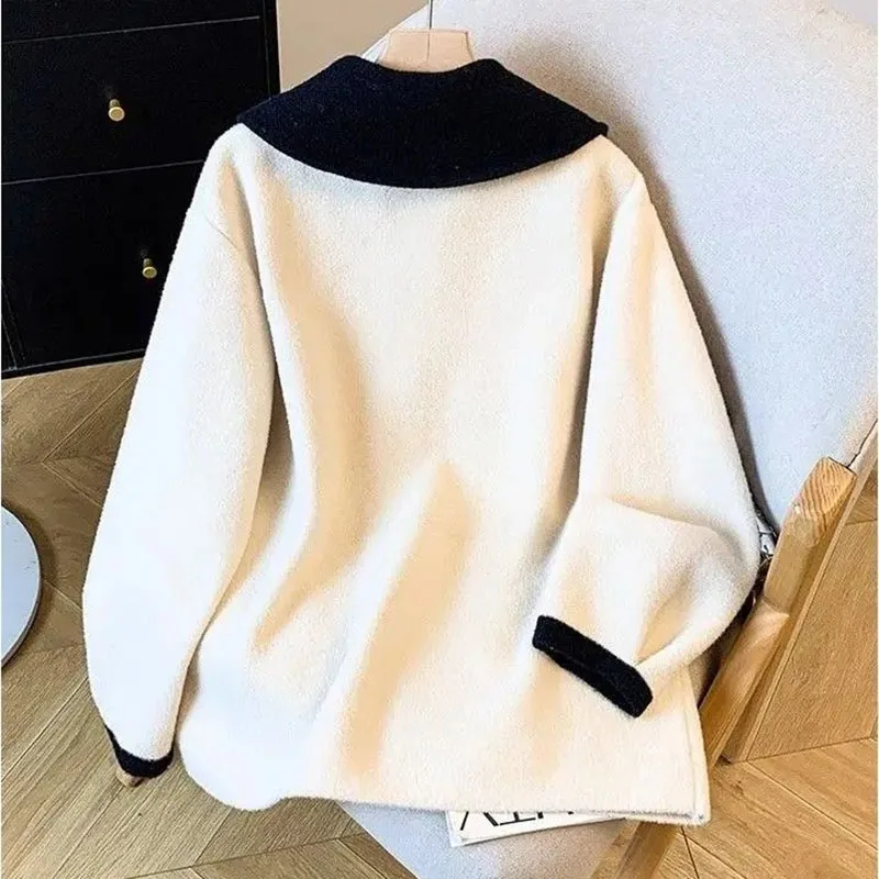Women's small fragrant woolen coat 2026 autumn winter new Female Korean beautiful Jacket fashion splicing age-reducing Overwear